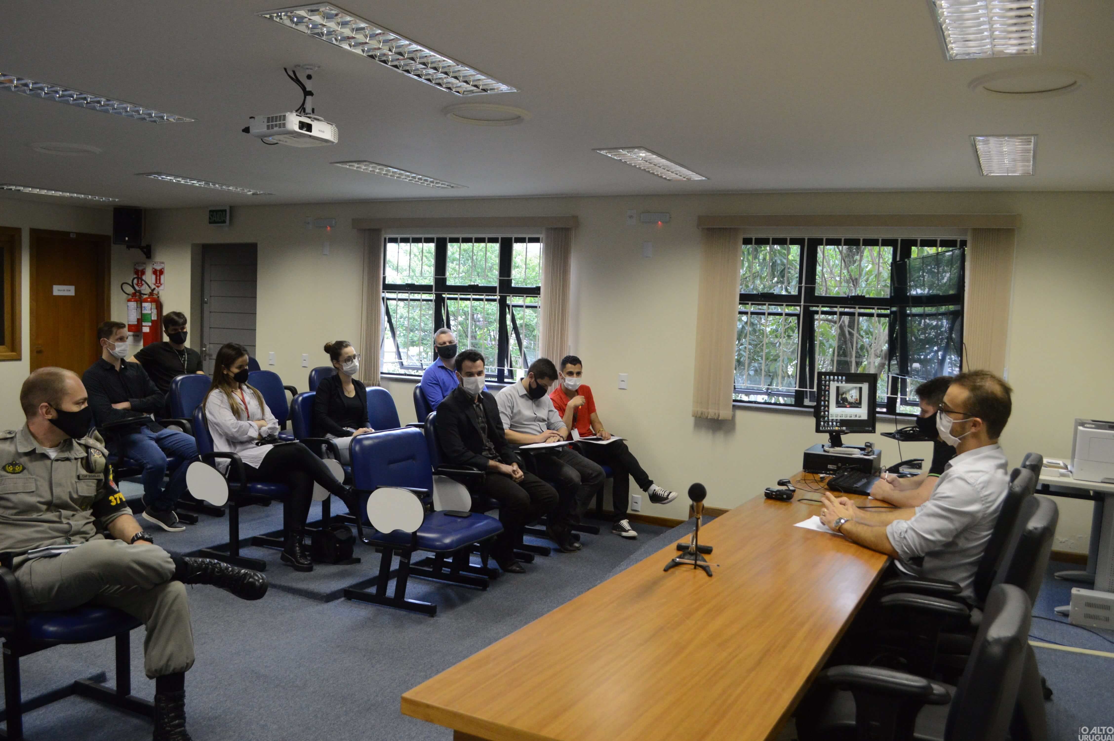 Audiência pública debate utilização das praças da URI e Corsan