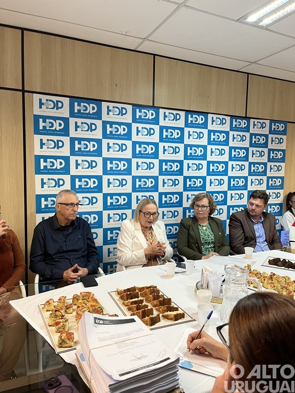 HDP recebe visita da secretária estadual de Saúde