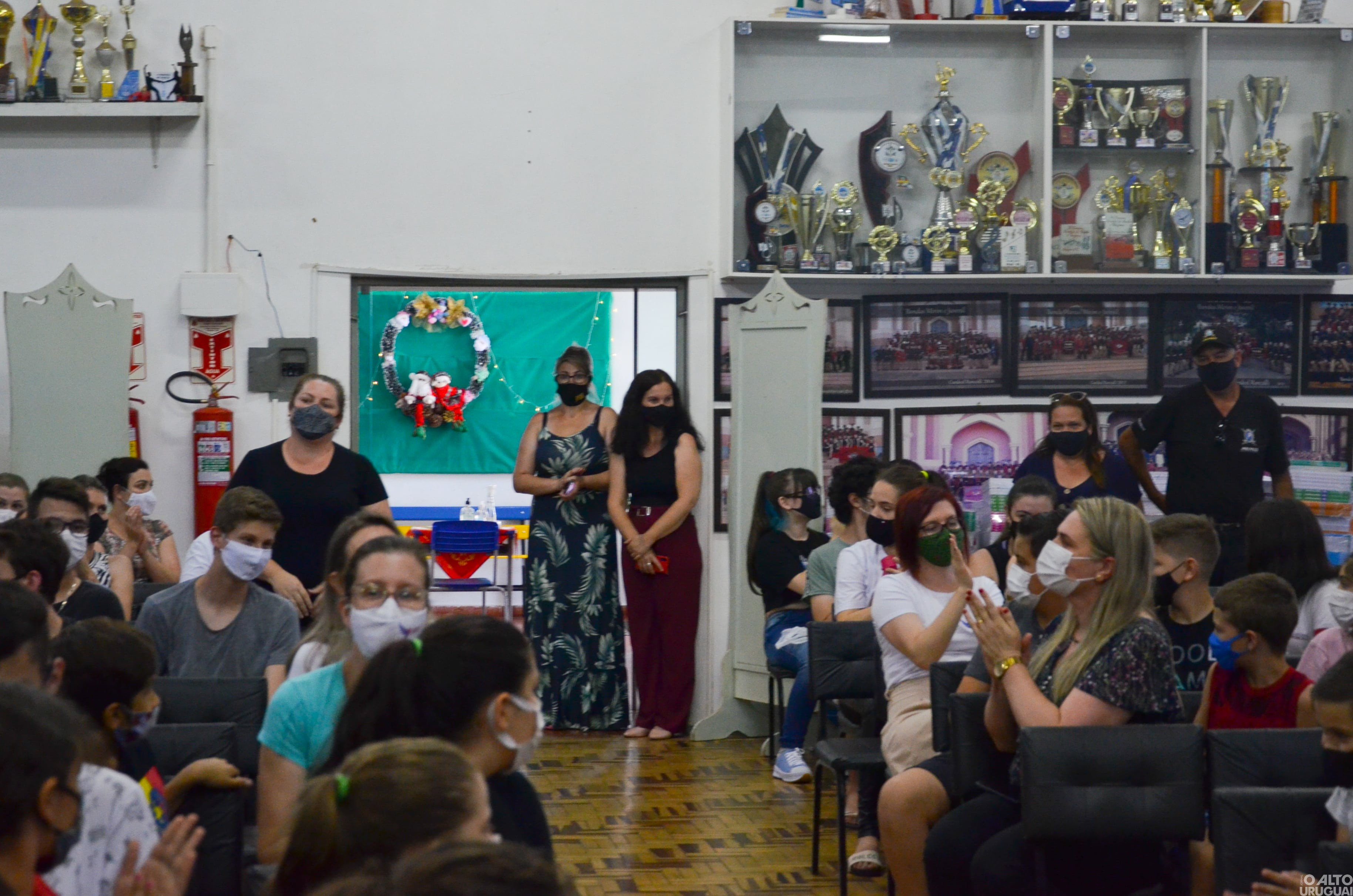 Alunos do Roncalli ganham medalhas de ouro na Olimpíada Nacional de Eficiência Energética