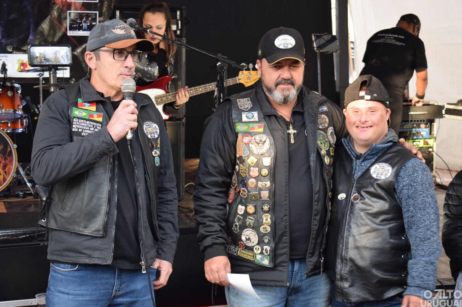 Banda Arde Rock faz show na Praça Gildo Possamai