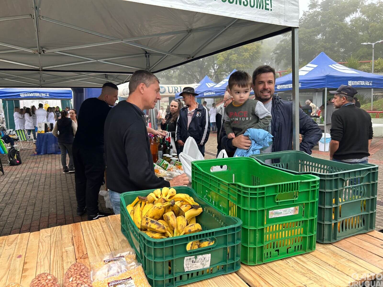 Feira do cooperativismo é realizada em FW