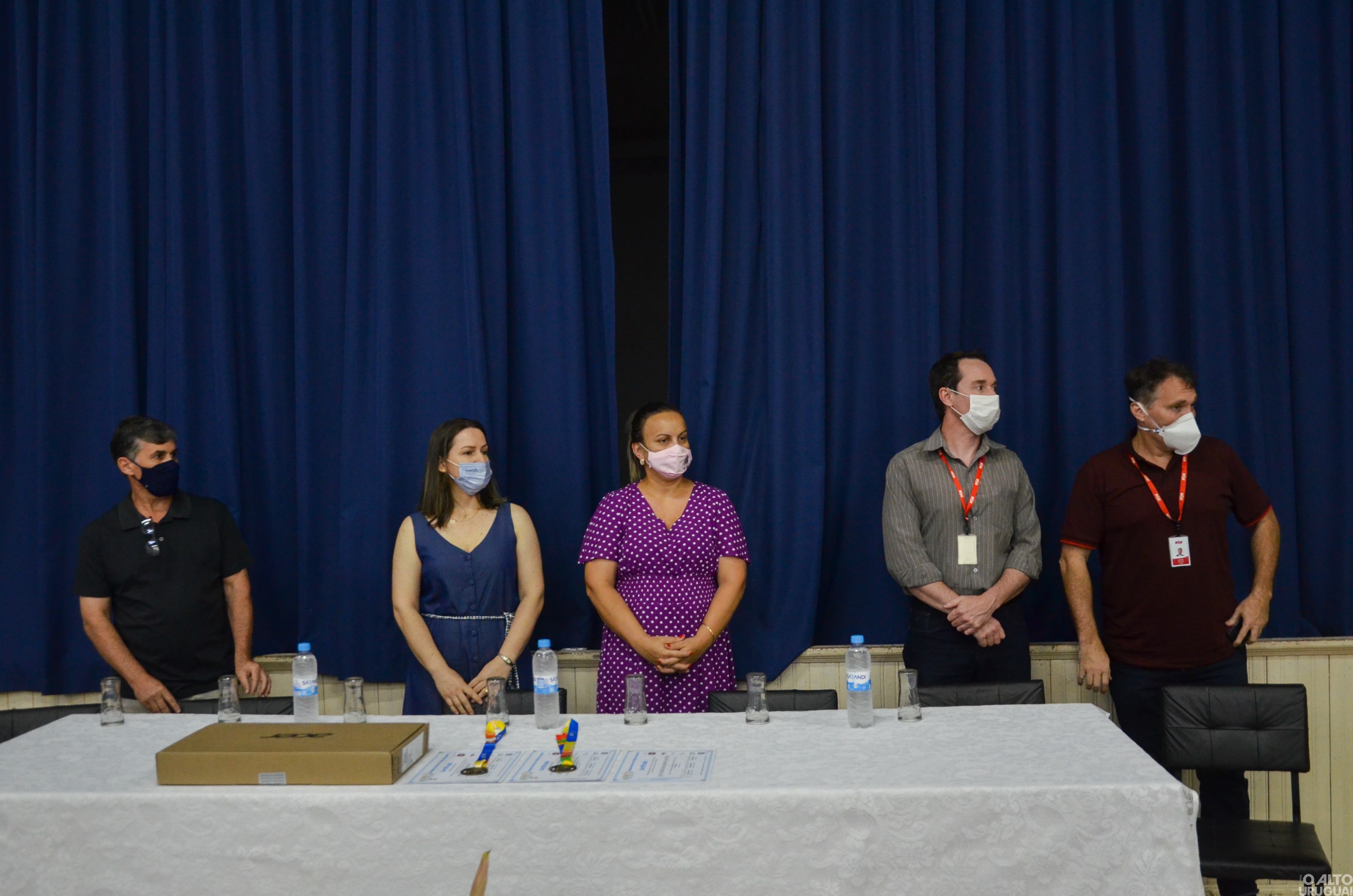 Alunos do Roncalli ganham medalhas de ouro na Olimpíada Nacional de Eficiência Energética