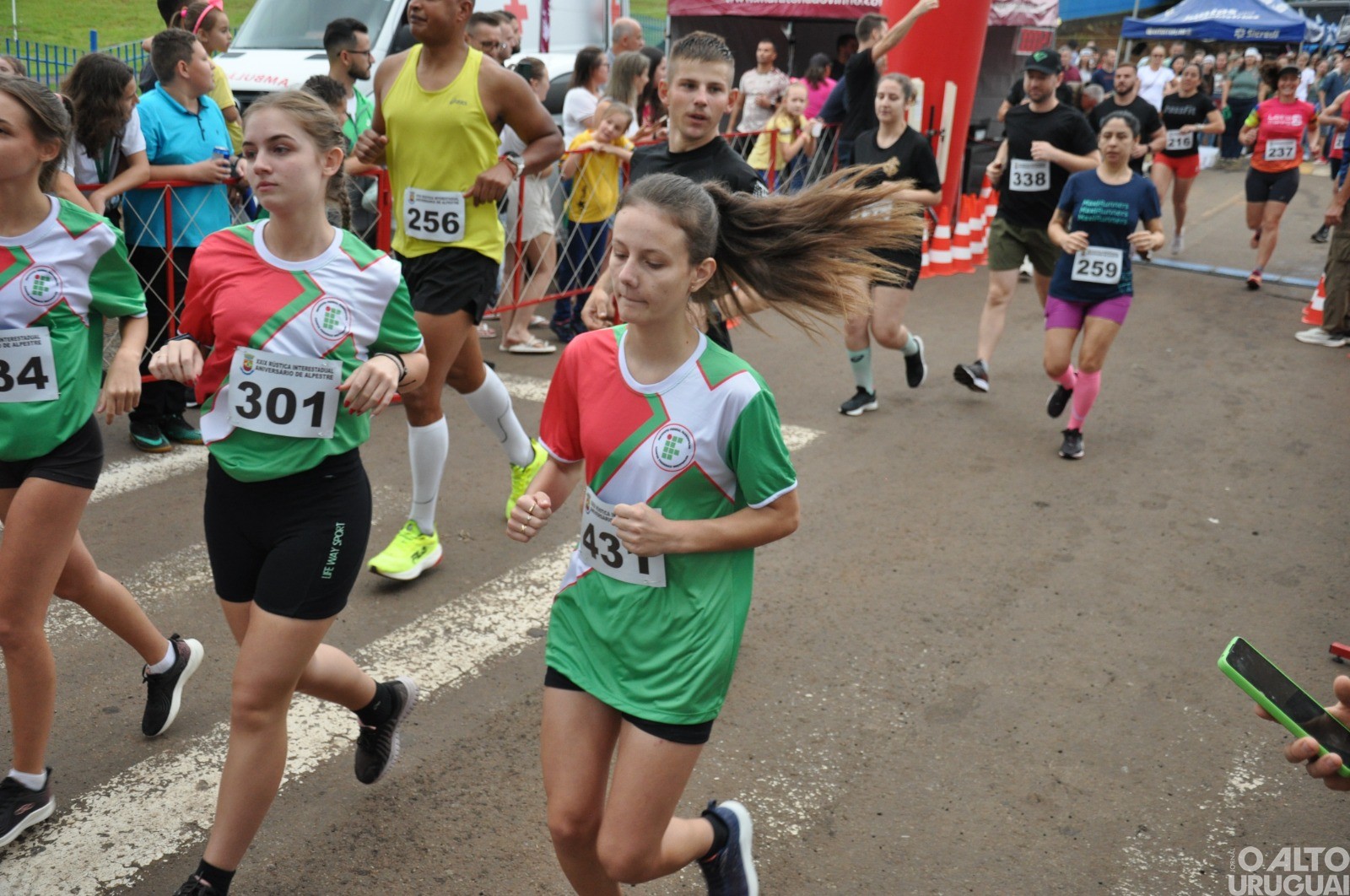 Mais de 400 atletas participam da Rústica Interestadual de Alpestre