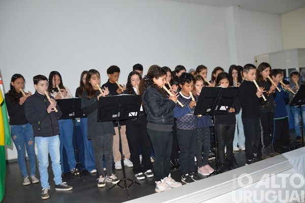 Frederico Westphalen debate excelência e avaliação no ensino público