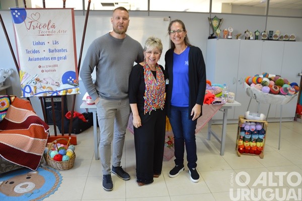 Tricolã promove workshop de tricô e crochê em FW