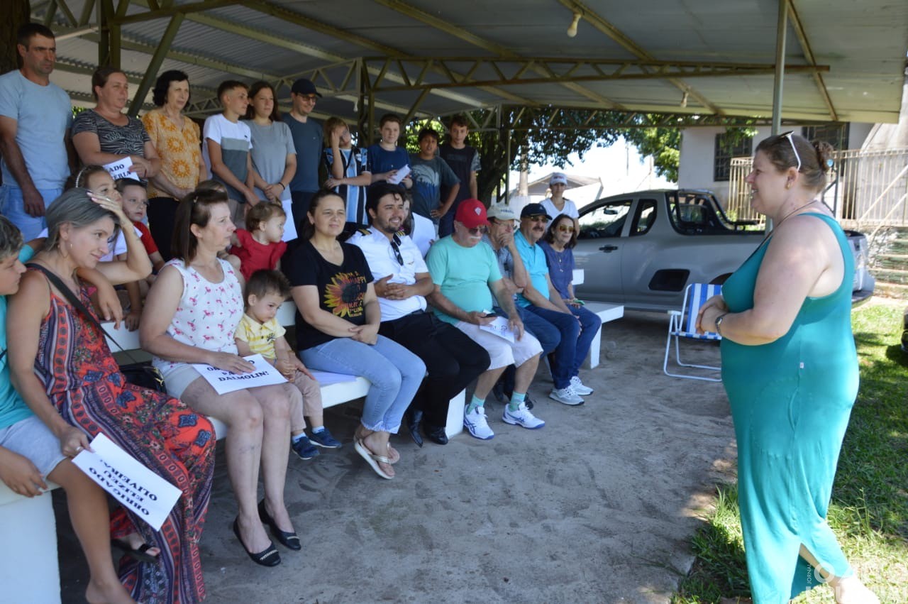 Integrantes do Aeroclube de FW realizam ação de Natal com voos panorâmicos