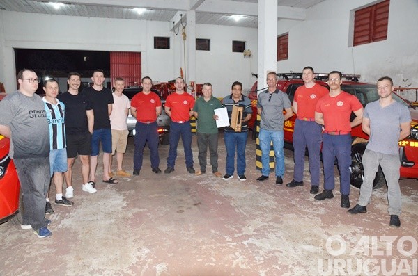 Sargento Pedro dos Santos encerra ciclo de mais de 40 anos nos Bombeiros