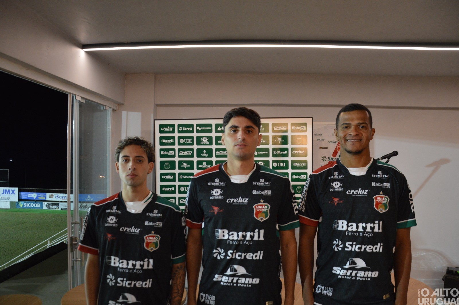 União-FW apresenta novos jogadores e novo uniforme
