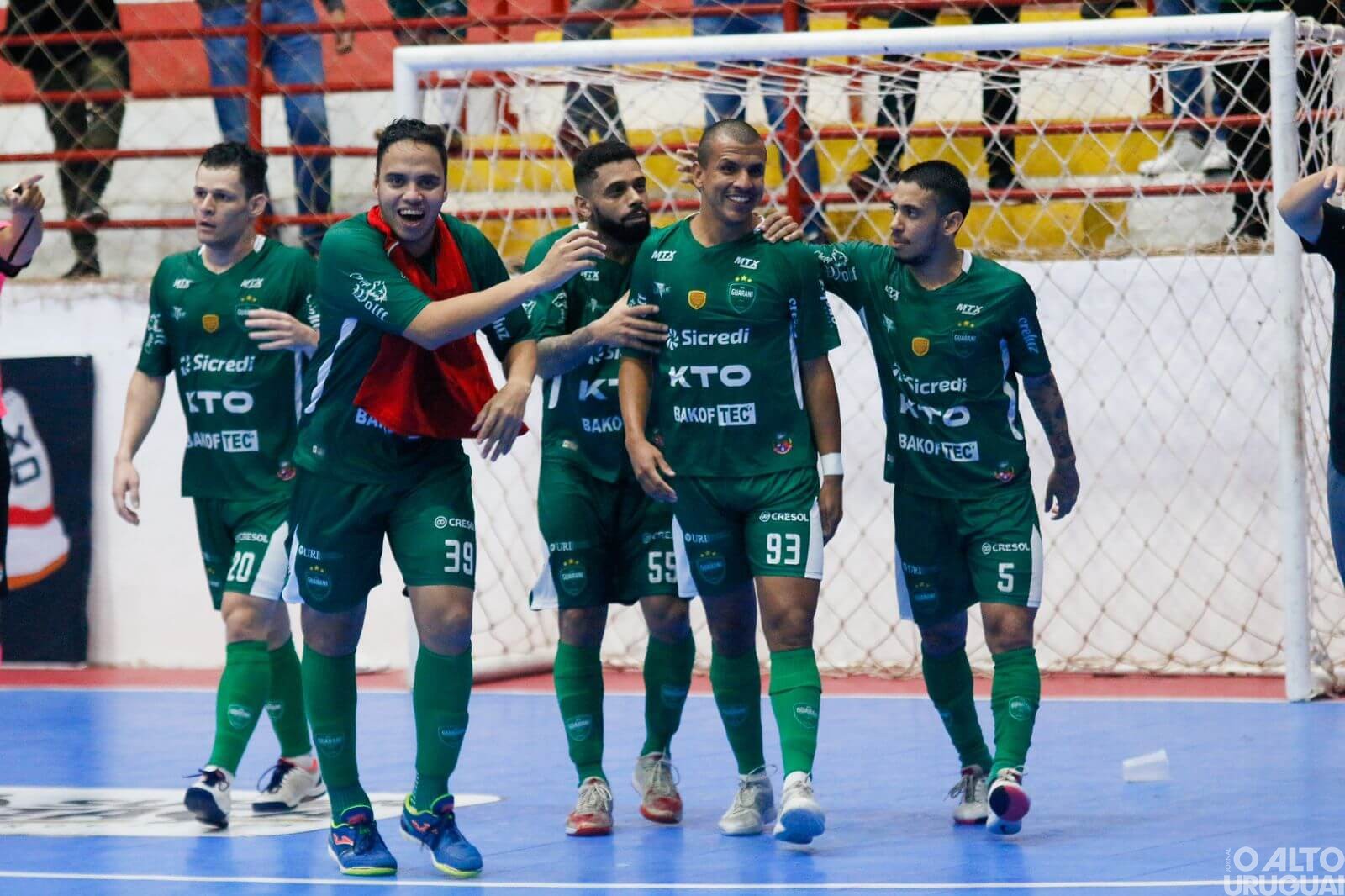 Guarani vence clássico diante da Afucs e sai em vantagem na semifinal