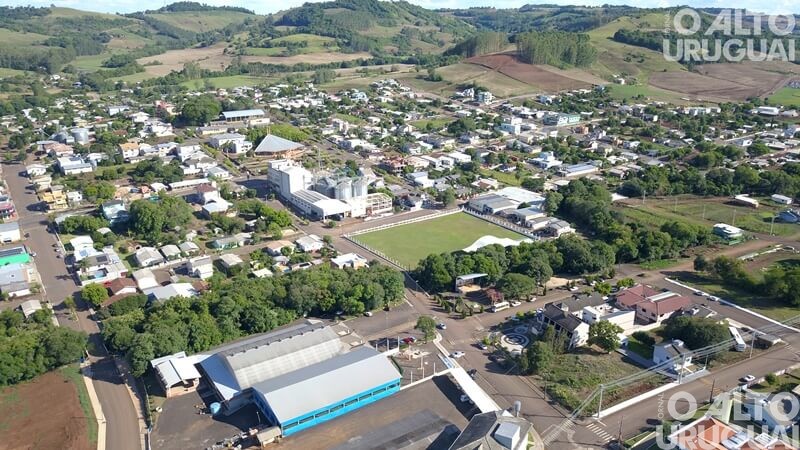 Pinhal comemora 33 anos de crescimento e desenvolvimento