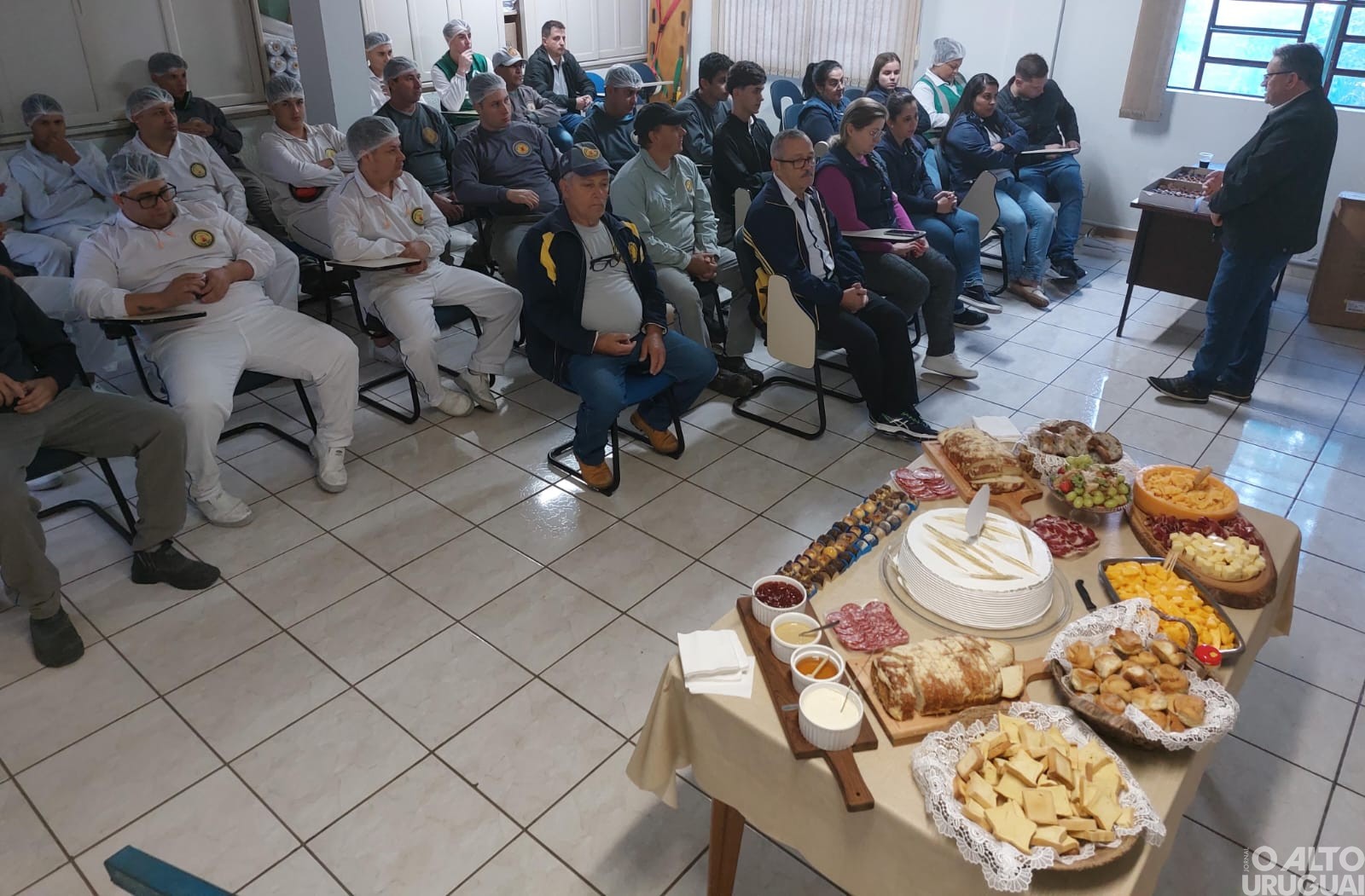 Moinho Tres celebra 80 anos com café da manhã especial para colaboradores