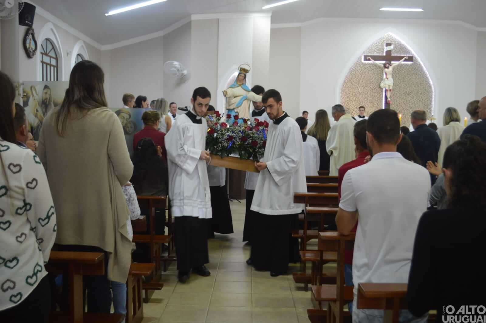 FW: bairro Jardim Primavera homenageia sua padroeira