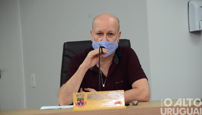 Adriano Reis é eleito presidente do Conselho de Saúde de FW