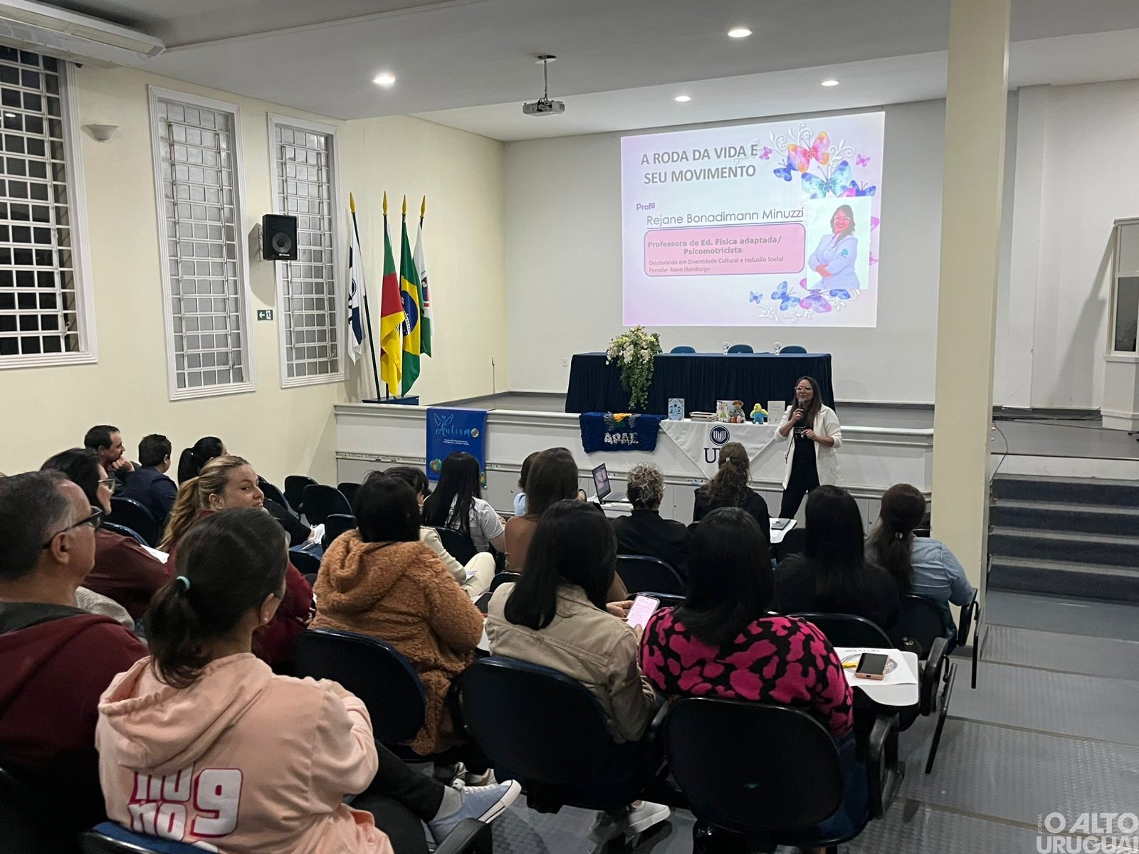 Palestra aborda Comunicação Aumentativa e Alternativa em FW