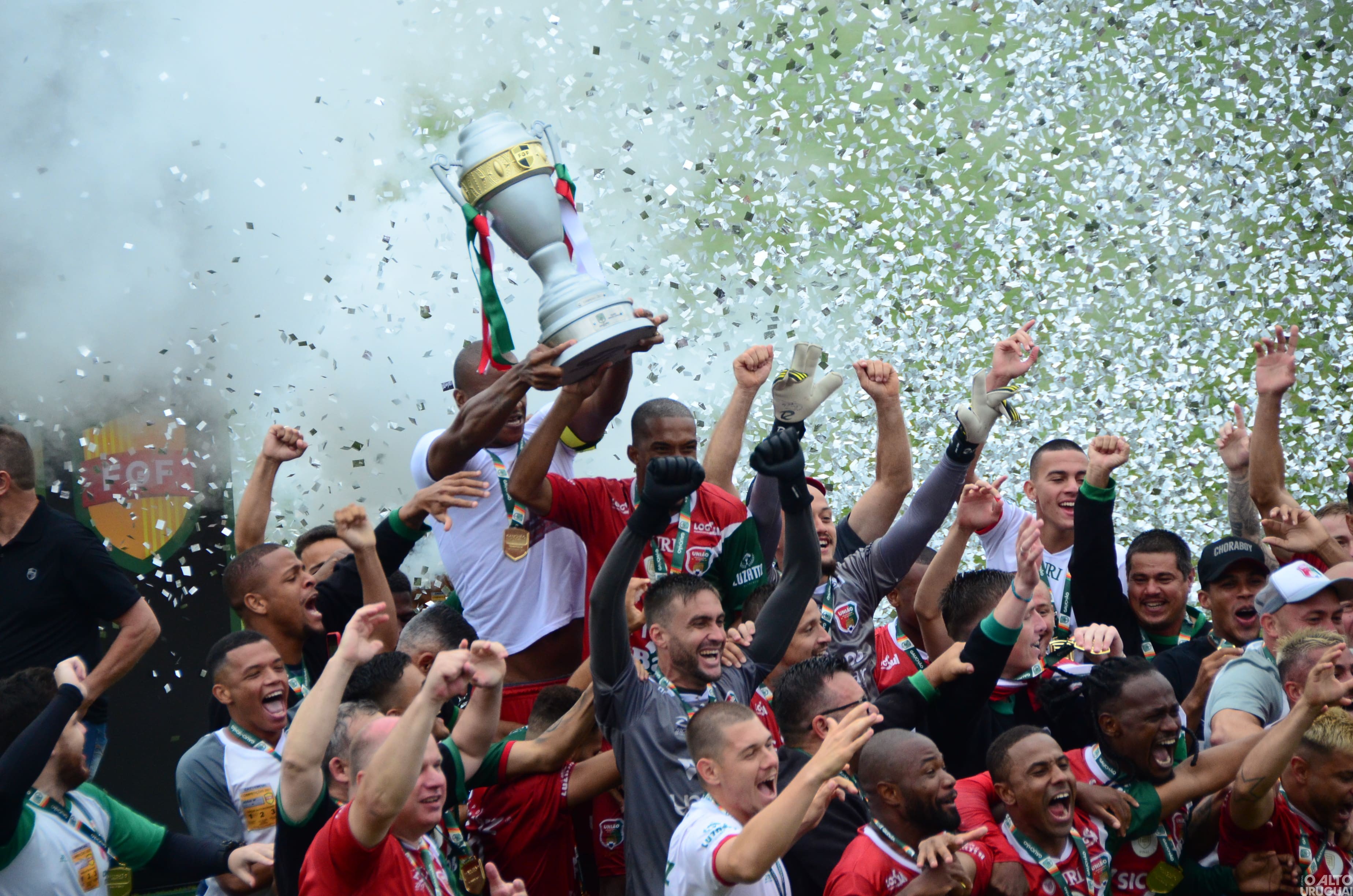 União-FW goleia e é campeão da Divisão de Acesso