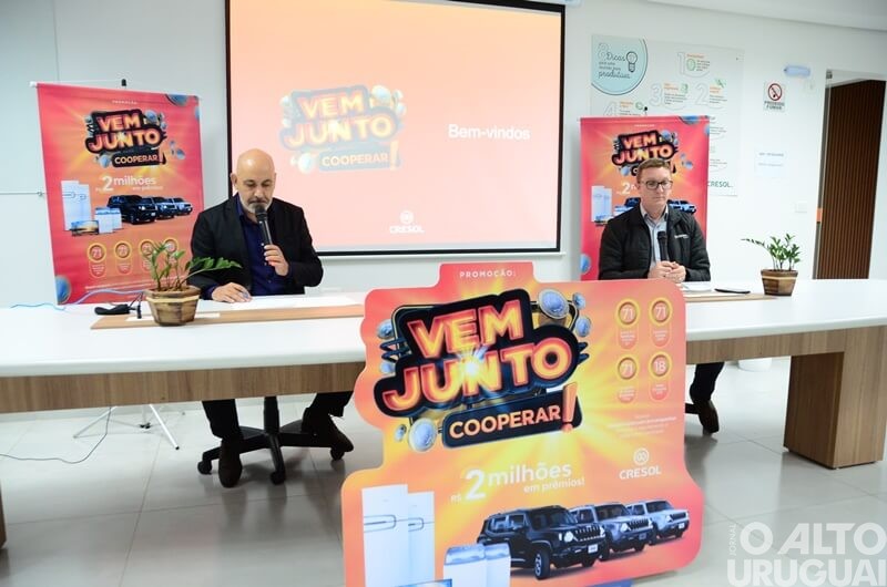 Cresol Raiz lança a campanha Vem Junto Cooperar