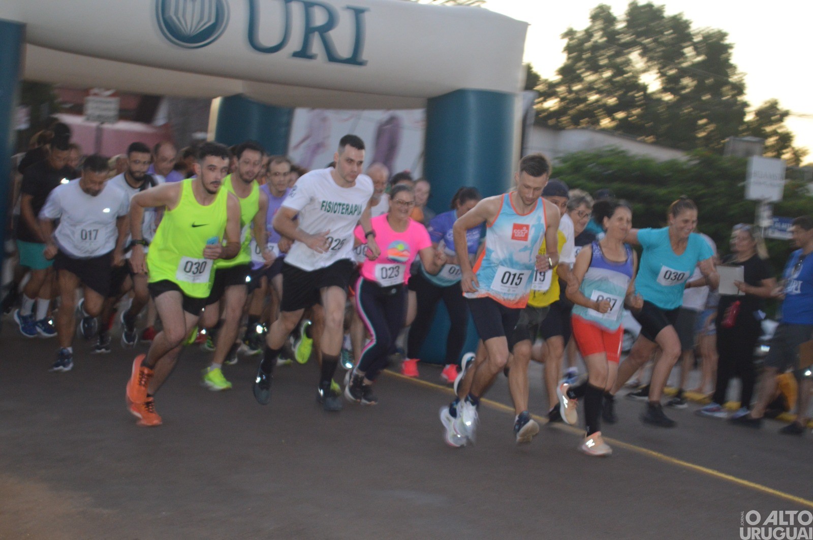 URI Night Run reúne grande número de corredores em FW