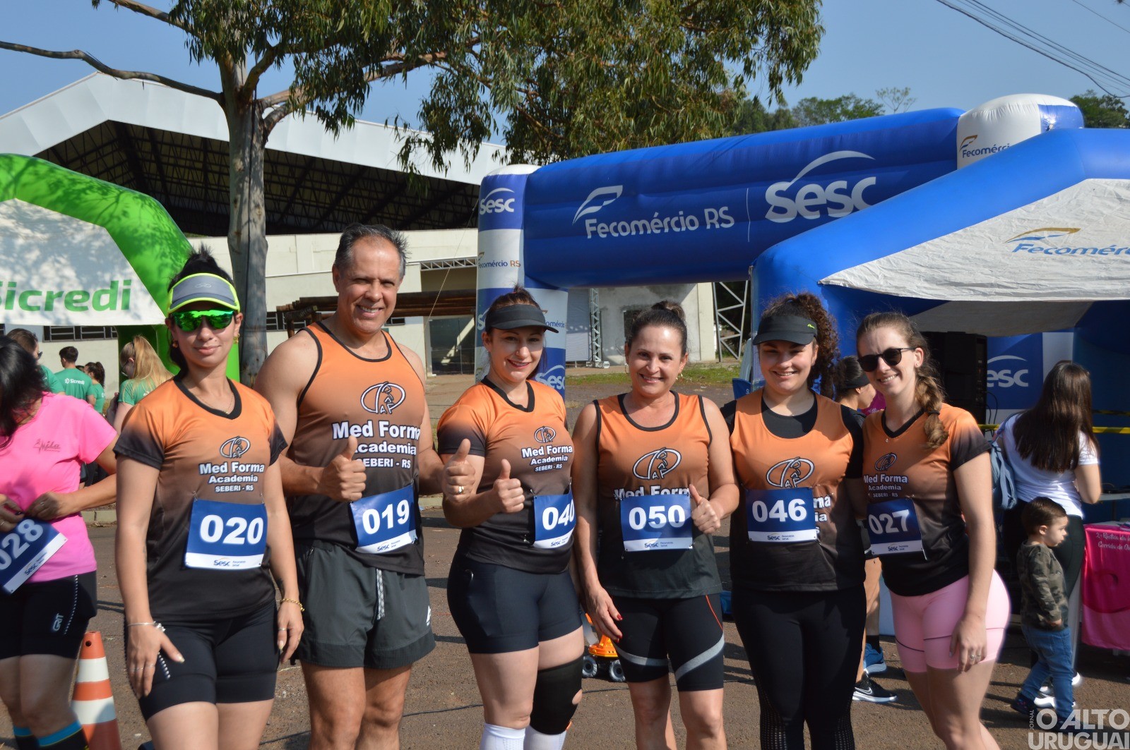 Rústica da Longevidade/Outubro Rosa reúne atletas de toda a região em FW