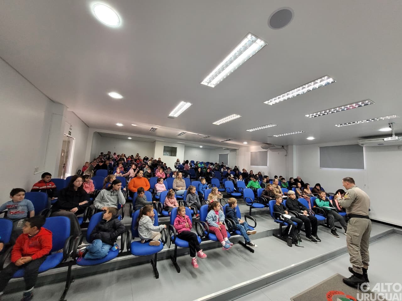 Proerd inicia atividades nas escolas de Caiçara