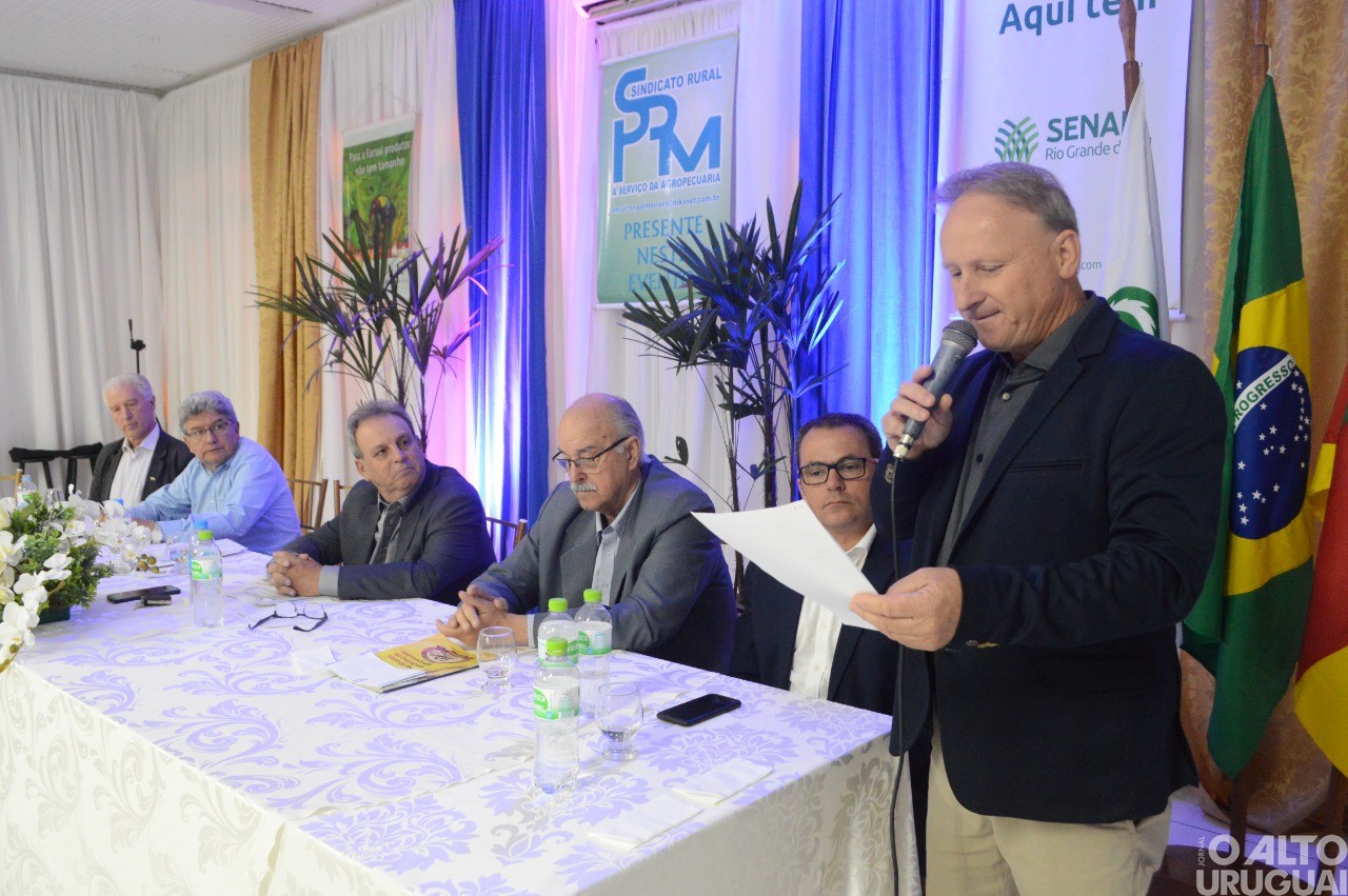 Ivonei Librelotto toma posse como presidente do Sindicato Rural de Palmeira das Missões