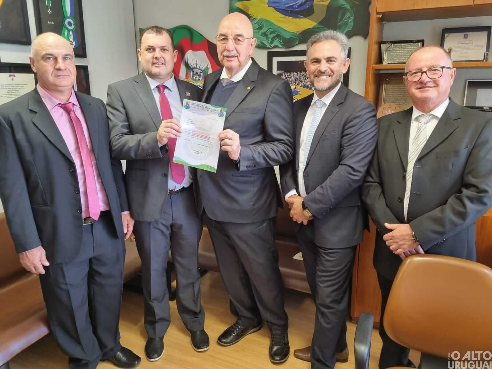 Prefeito de Planalto realiza encontros em Brasília