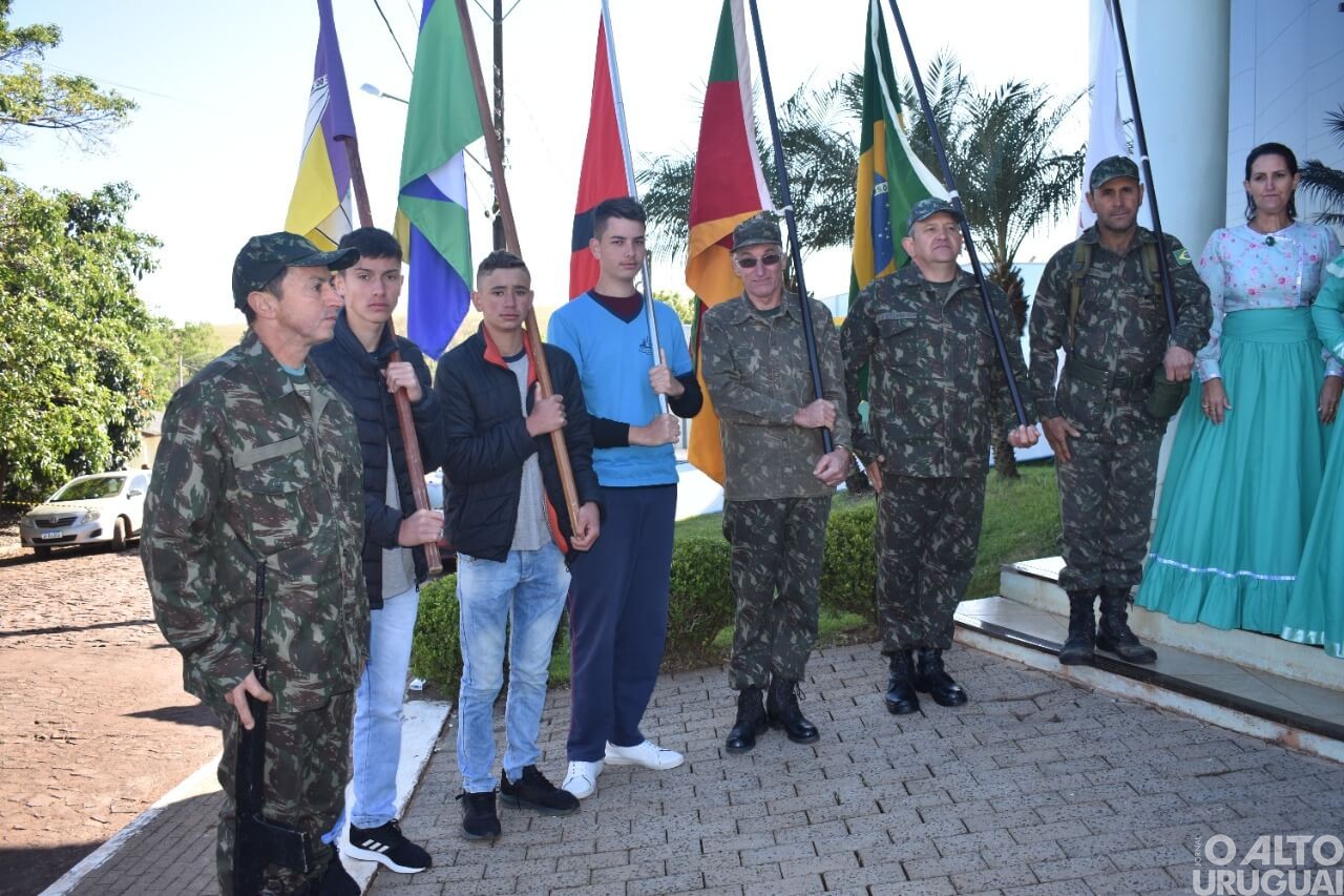 Cristal do Sul celebra Semana da Pátria e abre Semana Farroupilha