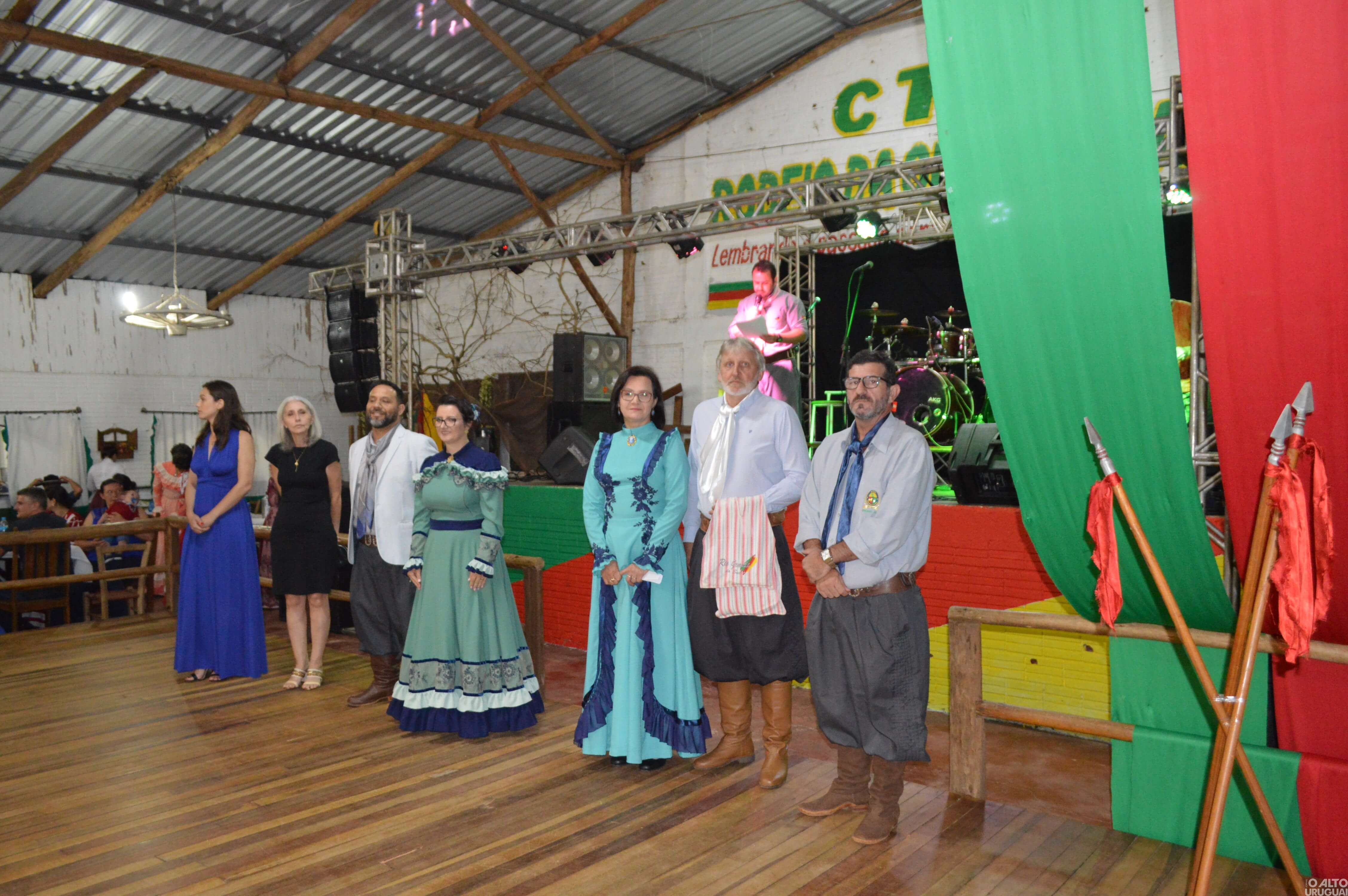 Diego Bertoletti da Rocha toma posse como patrão do CTG Rodeio da Querência