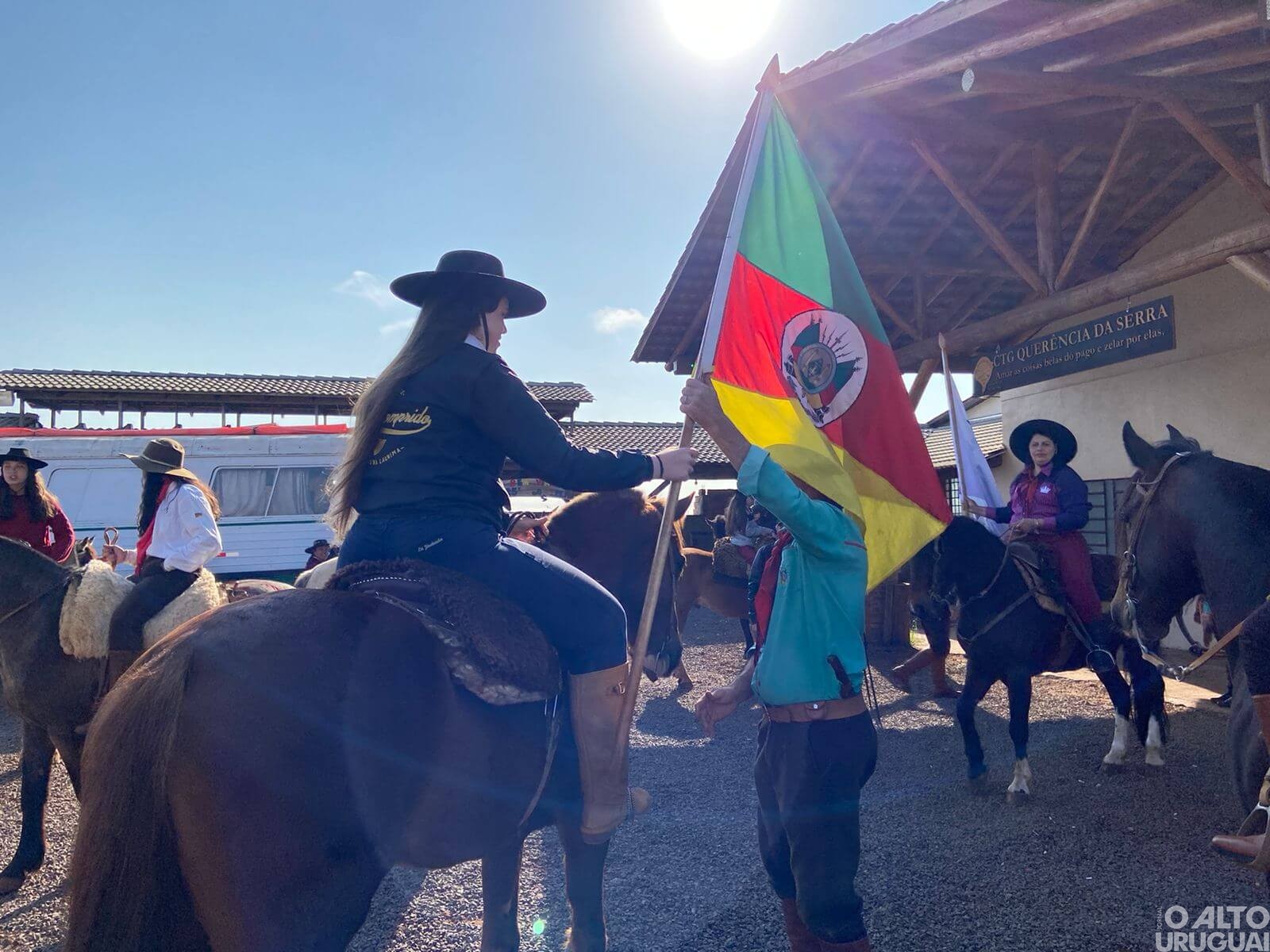 Cavalgada da Mulher Campeira é realizada em Seberi