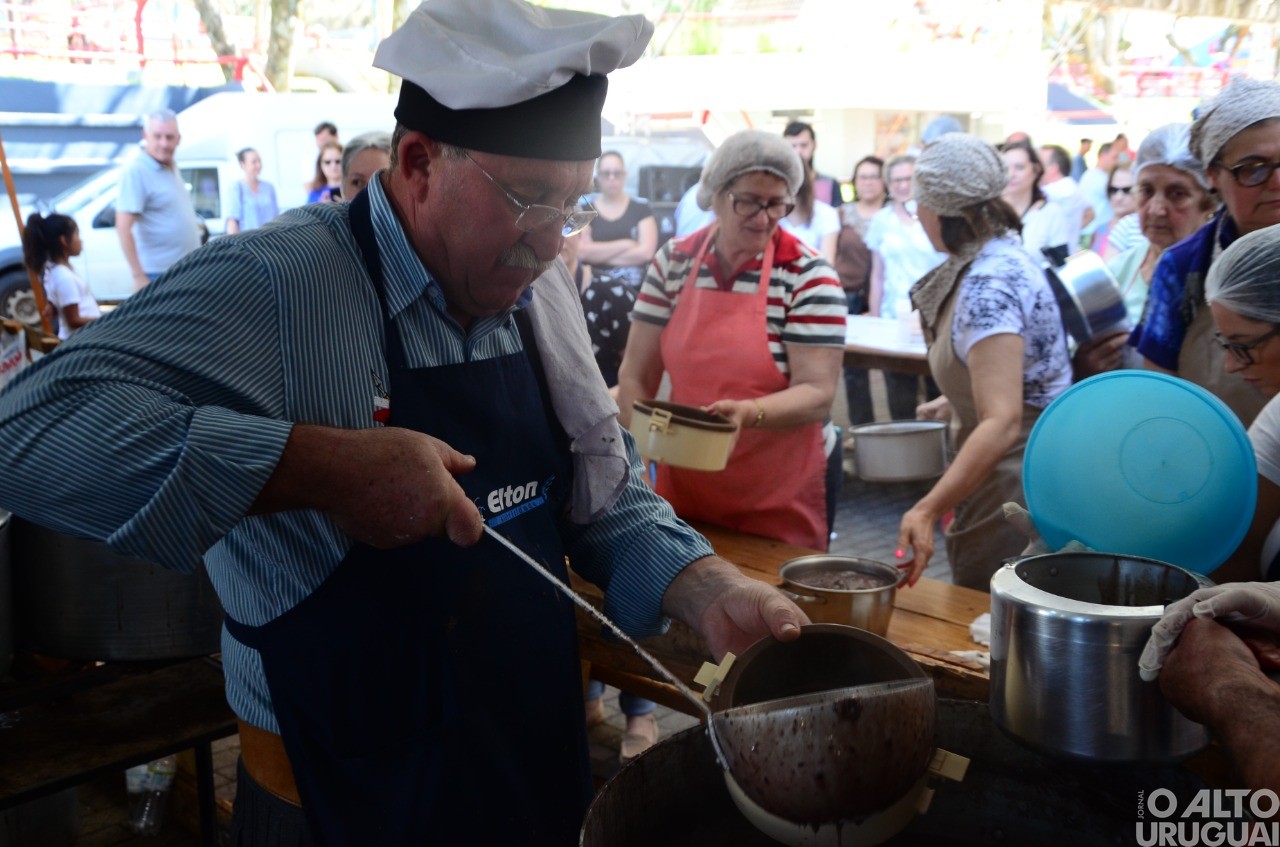 Iniciam vendas de fichas para a "Feijoada do Promenor"
