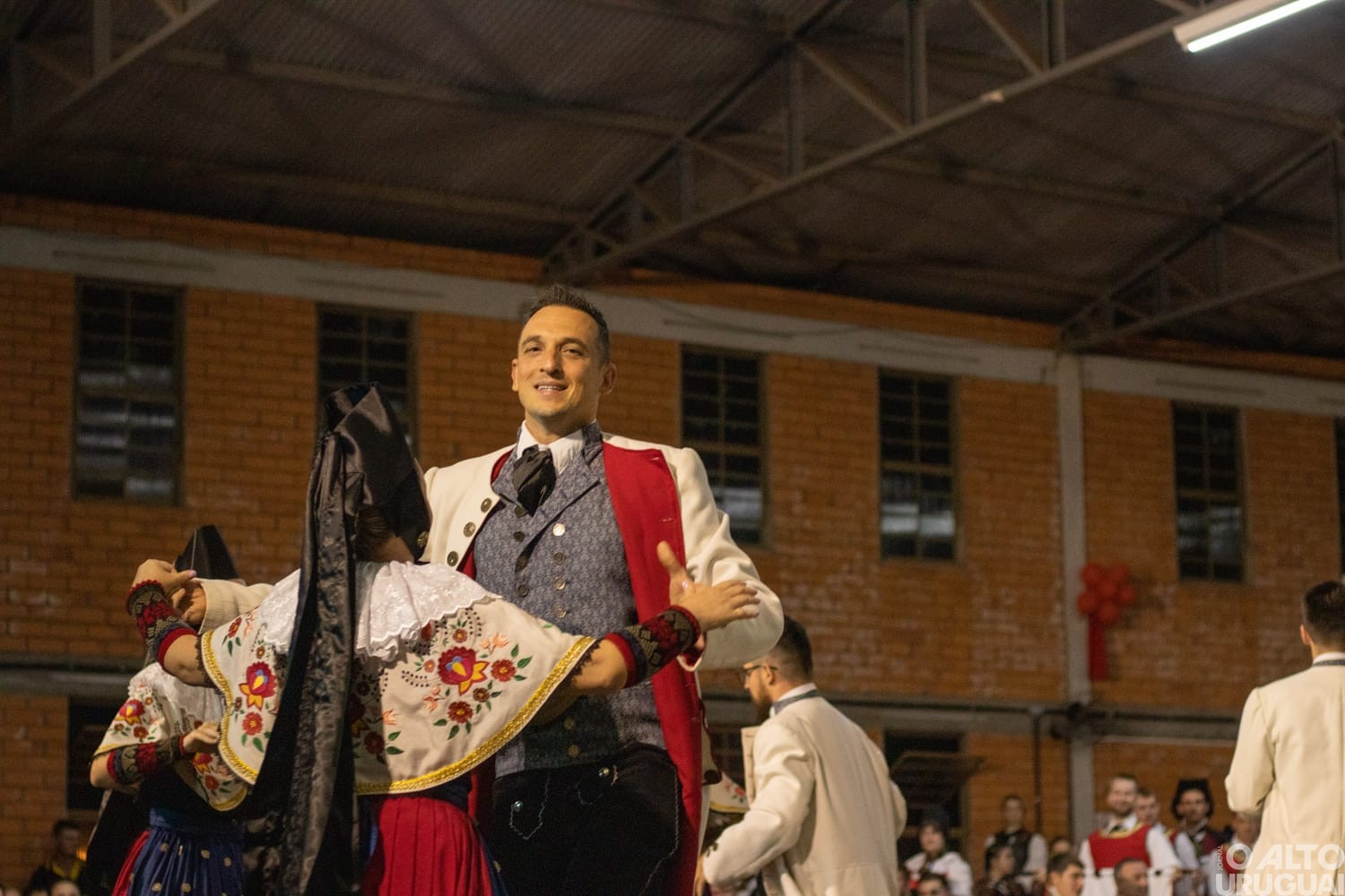 Centro Cultural 25 de Julho participa de 17º Encontro de Grupos Folclóricos em Augusto Pestana