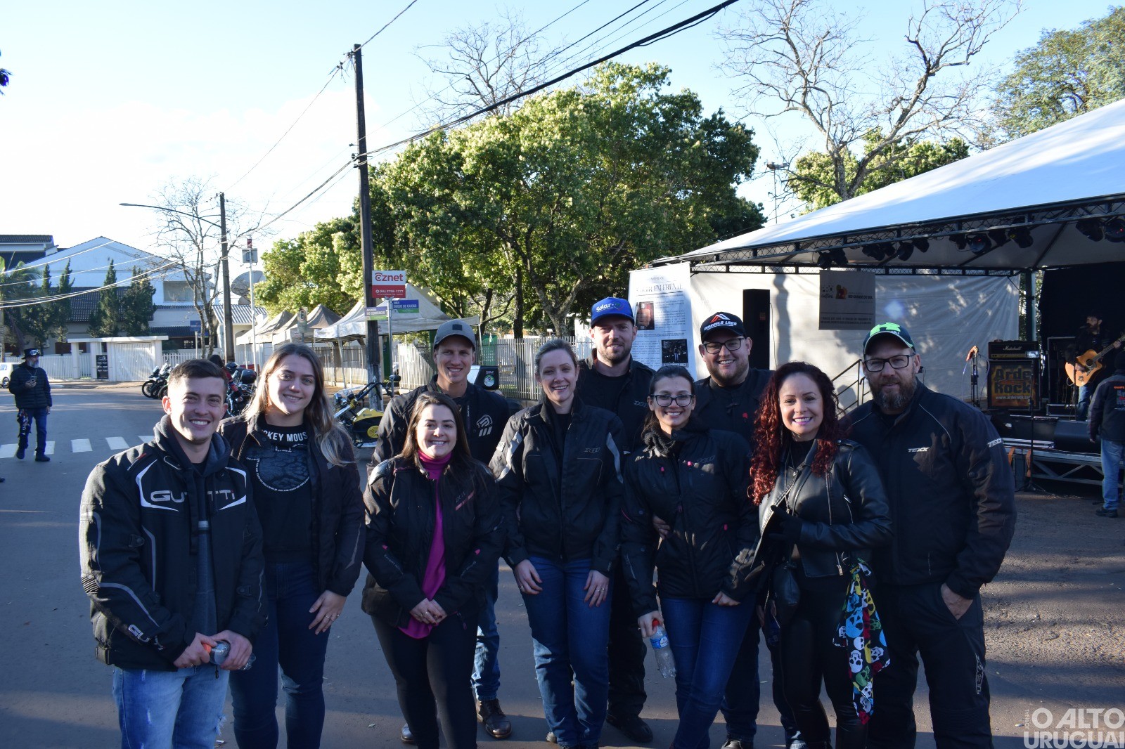 Banda Arde Rock faz show na Praça Gildo Possamai