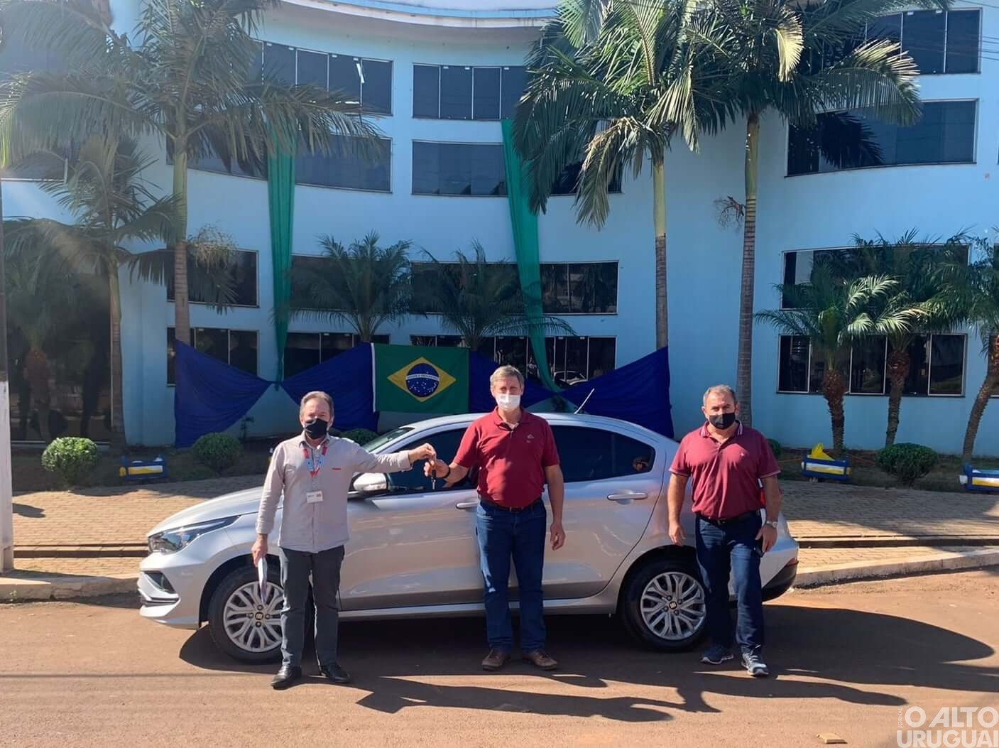 Novo veículo é adquirido para o setor da Saúde em Cristal do Sul