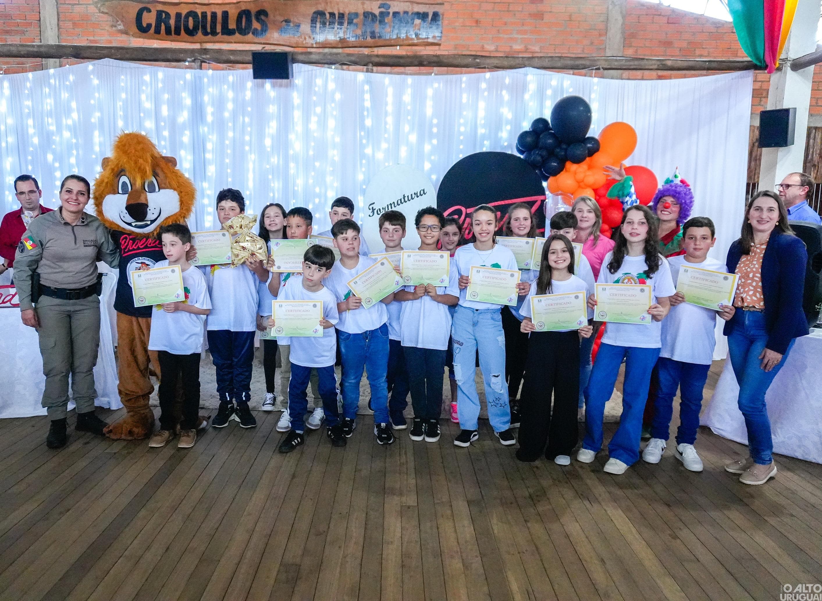 Alunos de Jaboticaba formam-se no Proerd