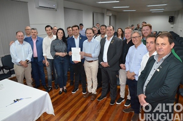 Amng realiza reunião de prefeitos durante Festiplan em Planalto