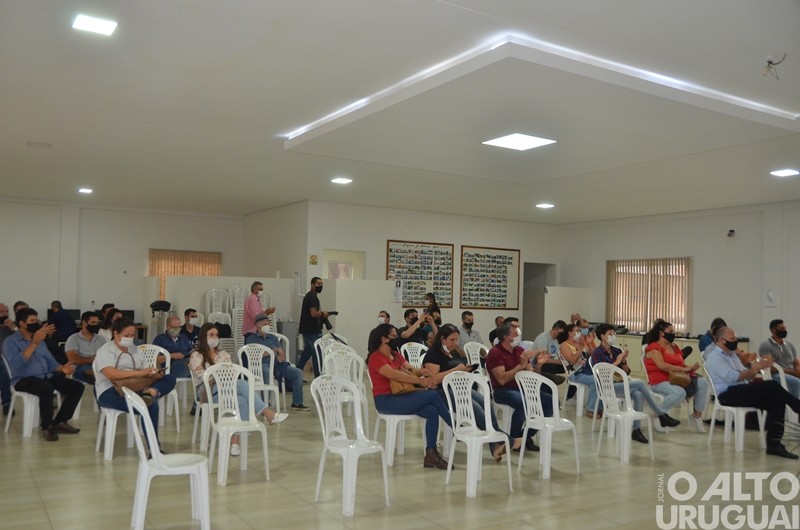 Produção e consumo de alimentos saudáveis são debatidos em FW