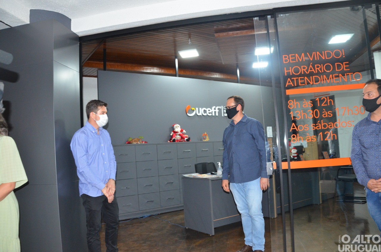 UCEFF inaugura unidade em FW