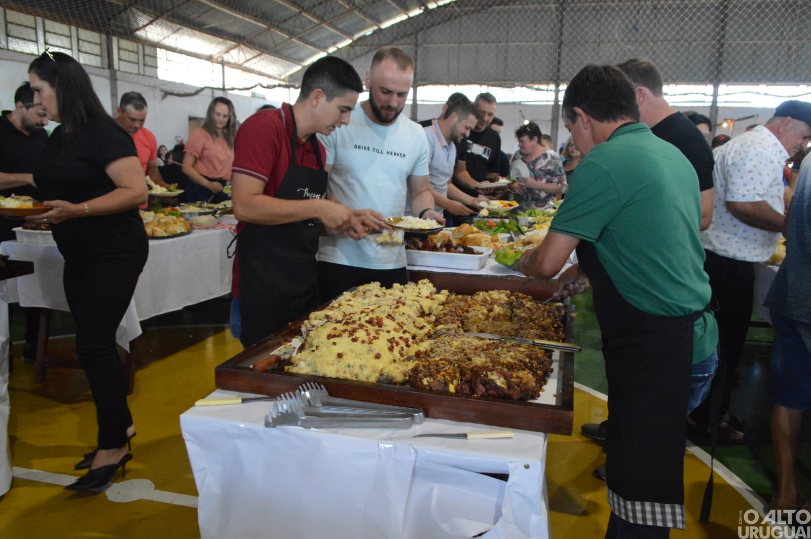 9ª Festa do Porco reúne grande público em Erval Seco
