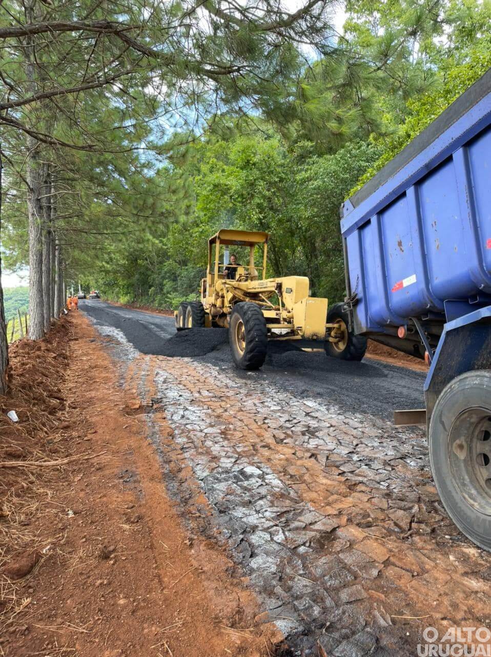 Vicente Dutra: inicia recapeamento asfáltico até o distrito de Laranjeiras