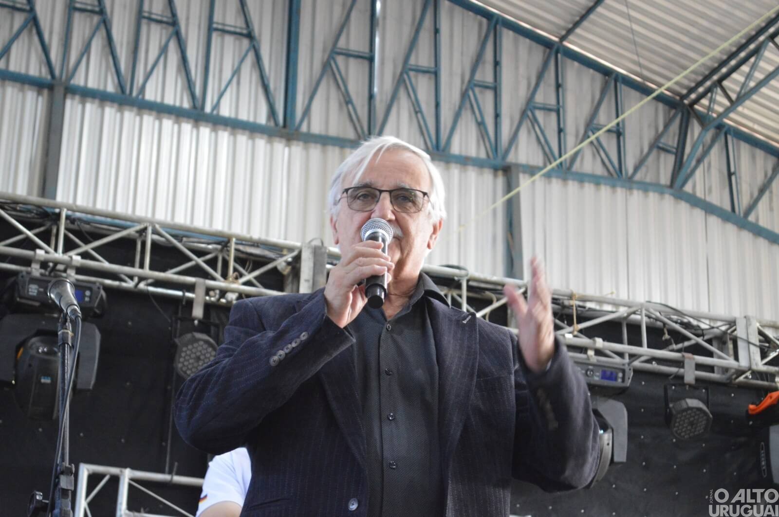 Comunidade conhece corte da Oktoberfest de Alpestre