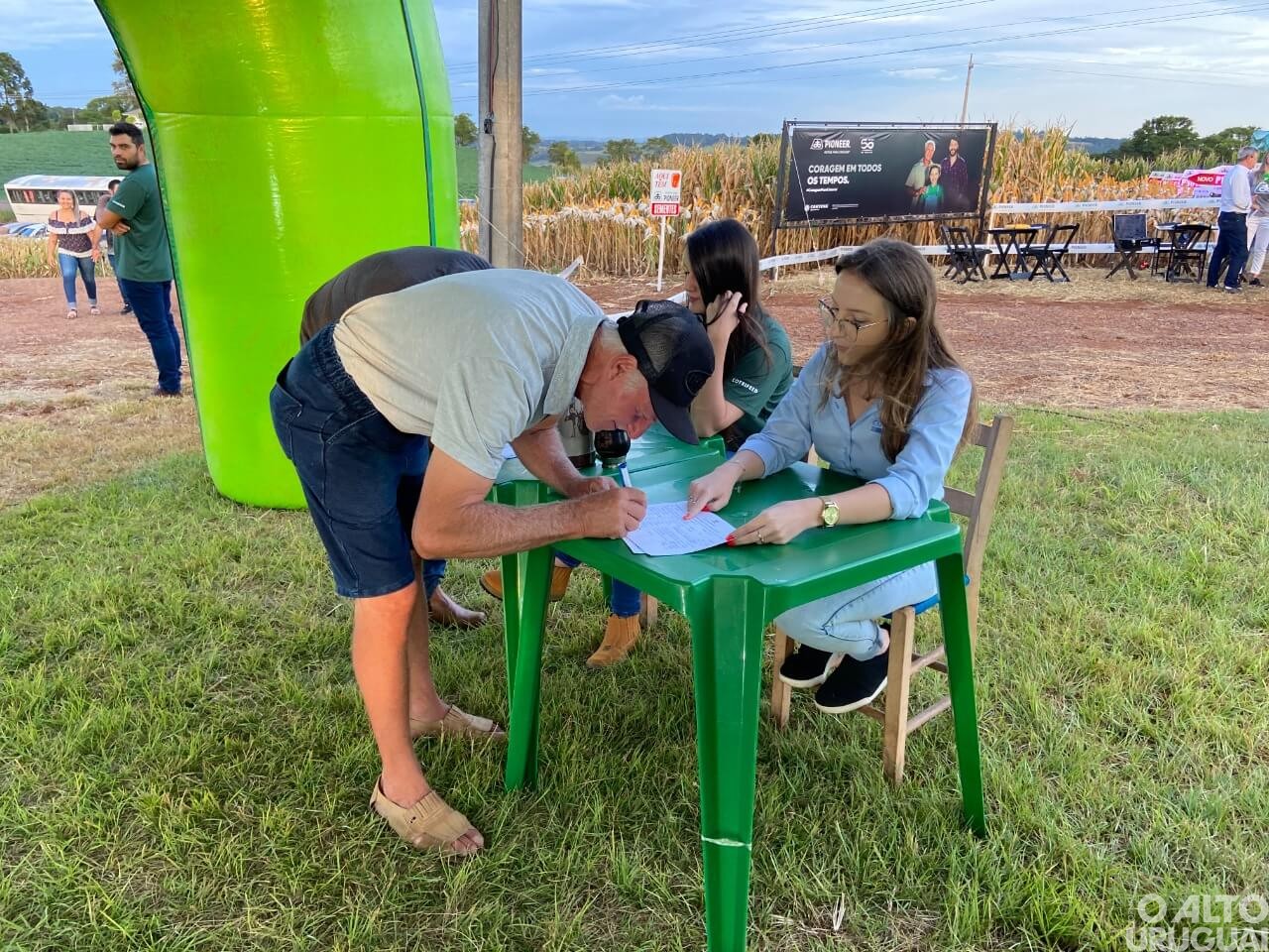 Cotrifred realiza primeira noite de campo em FW