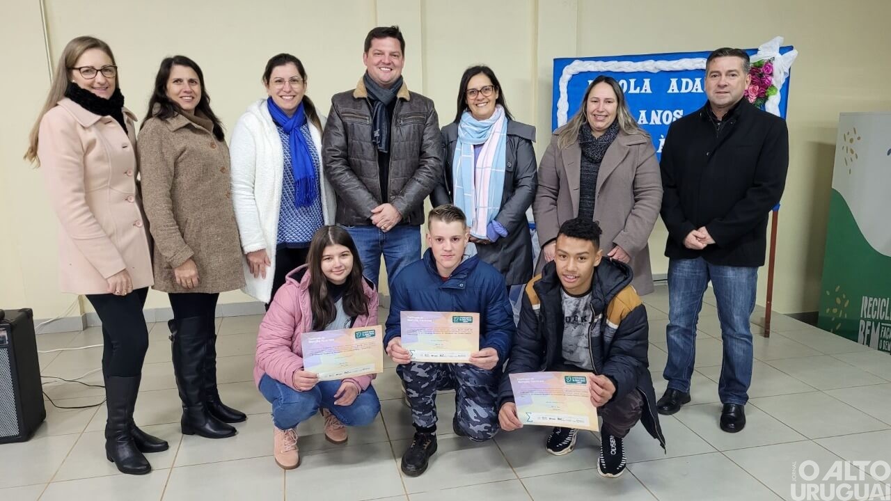 Estudantes de Seberi recebem certificado de Menção Honrosa