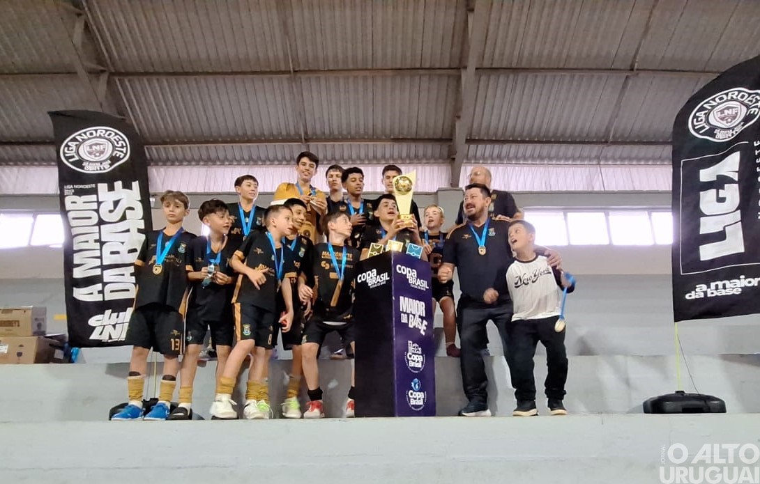 Escolinha do Rodeio Futsal conquista título da Copa do Brasil de Futsal