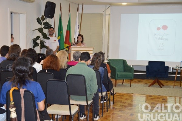 UFSM/FW celebra 15 anos do curso de Relações Públicas