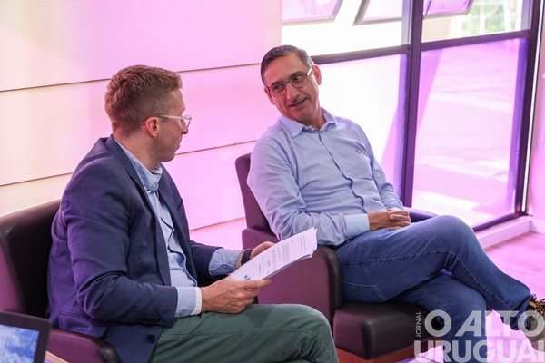 Prefeito de Pinhal recebe a vista do secretário de Desenvolvimento Social do RS