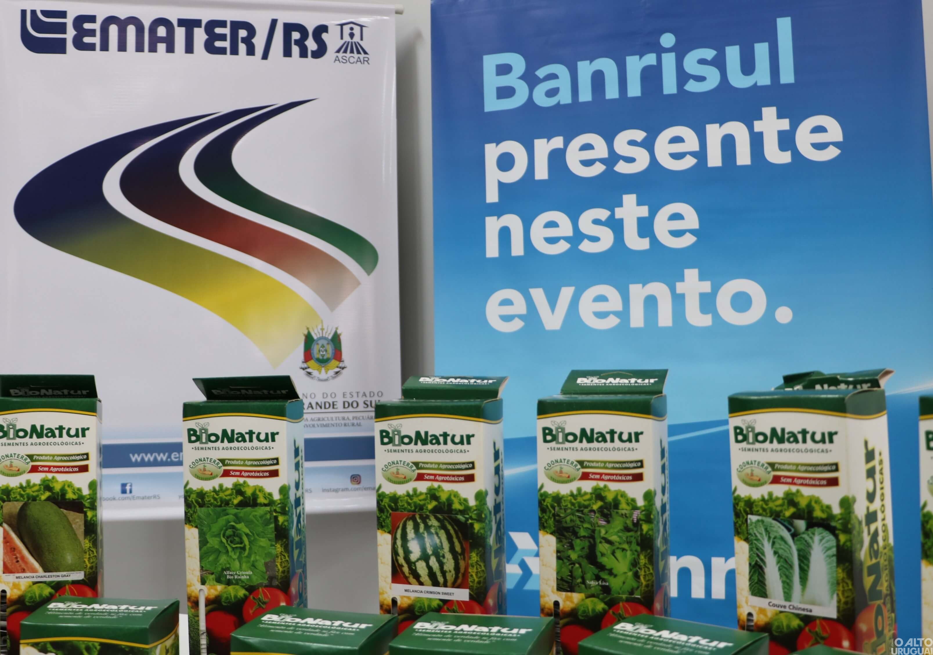 Sementes Banrisul são entregues a famílias assistidas pela Emater/RS-Ascar