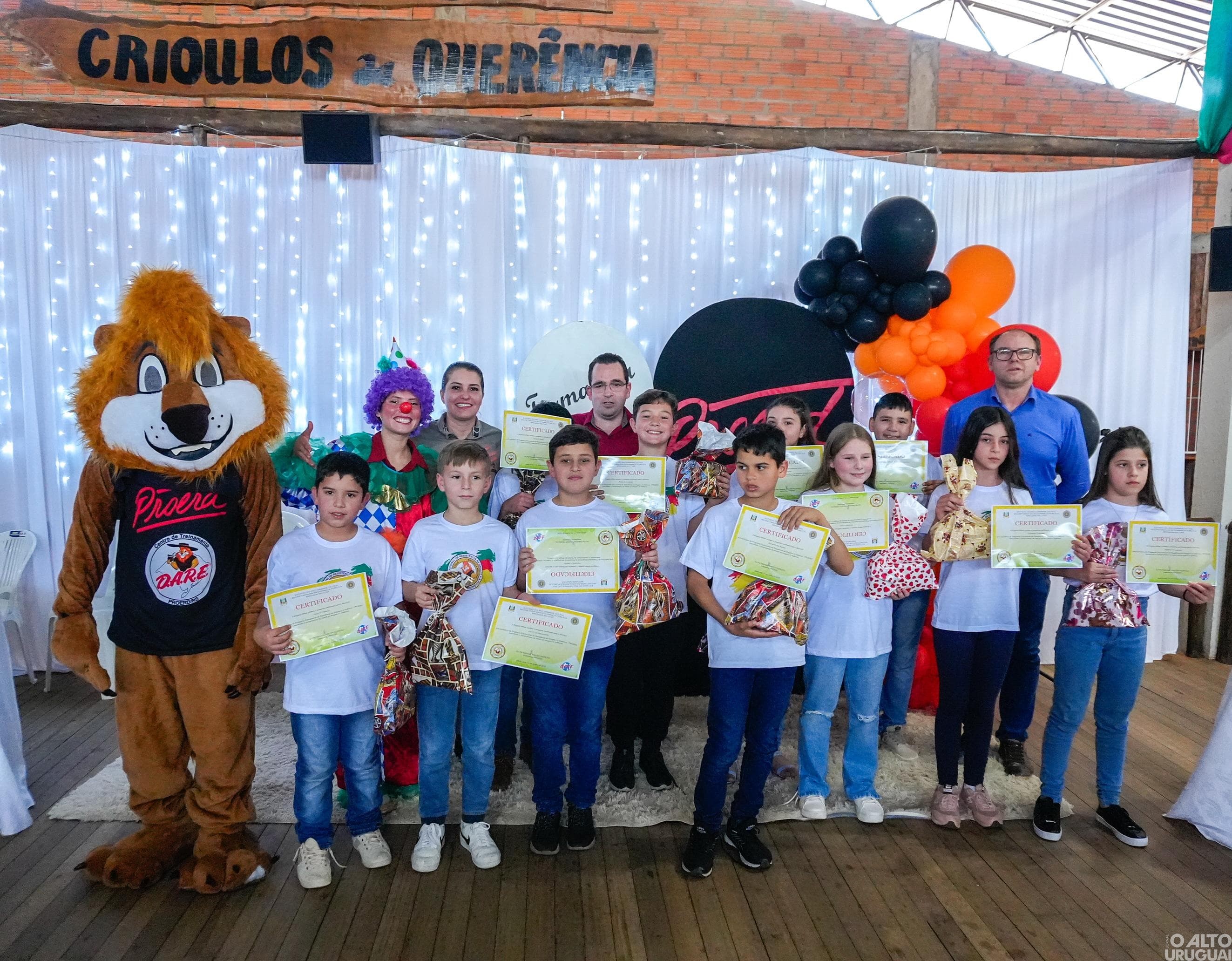 Alunos de Jaboticaba formam-se no Proerd