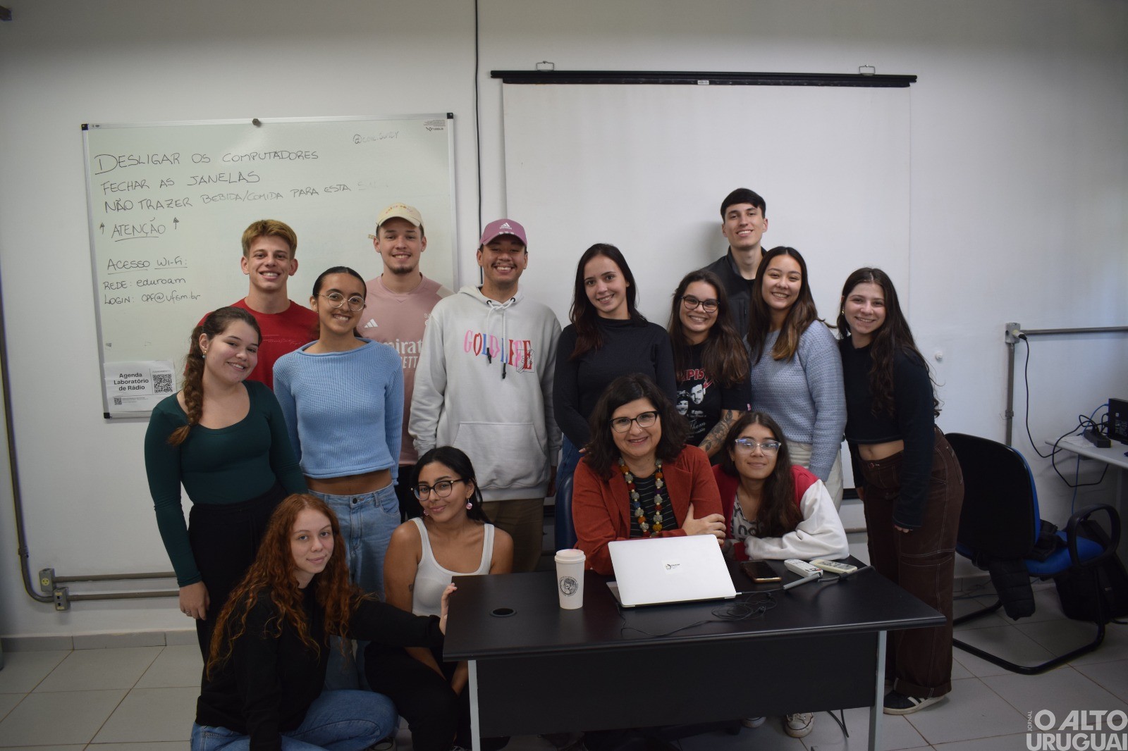 Revista Meio Mundo inicia nova edição na UFSM/FW