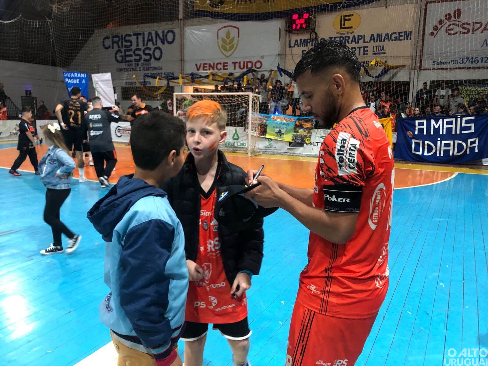 Afucs derrota o Atlec e abre vantagem