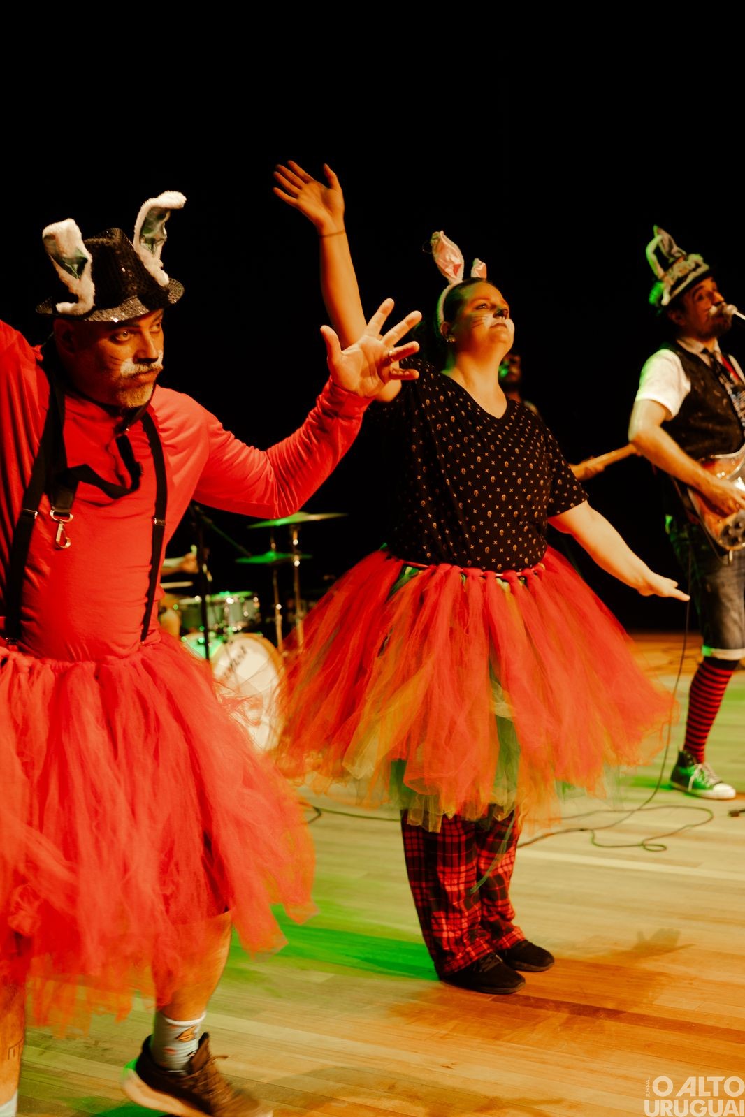 Vicente Dutra celebra a leitura na 16ª Feira do Livro e Mostra Pedagógica