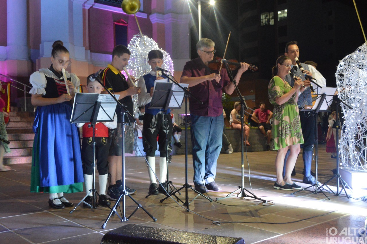 Centro Cultural 25 de Julho realiza Marcha dos Archotes